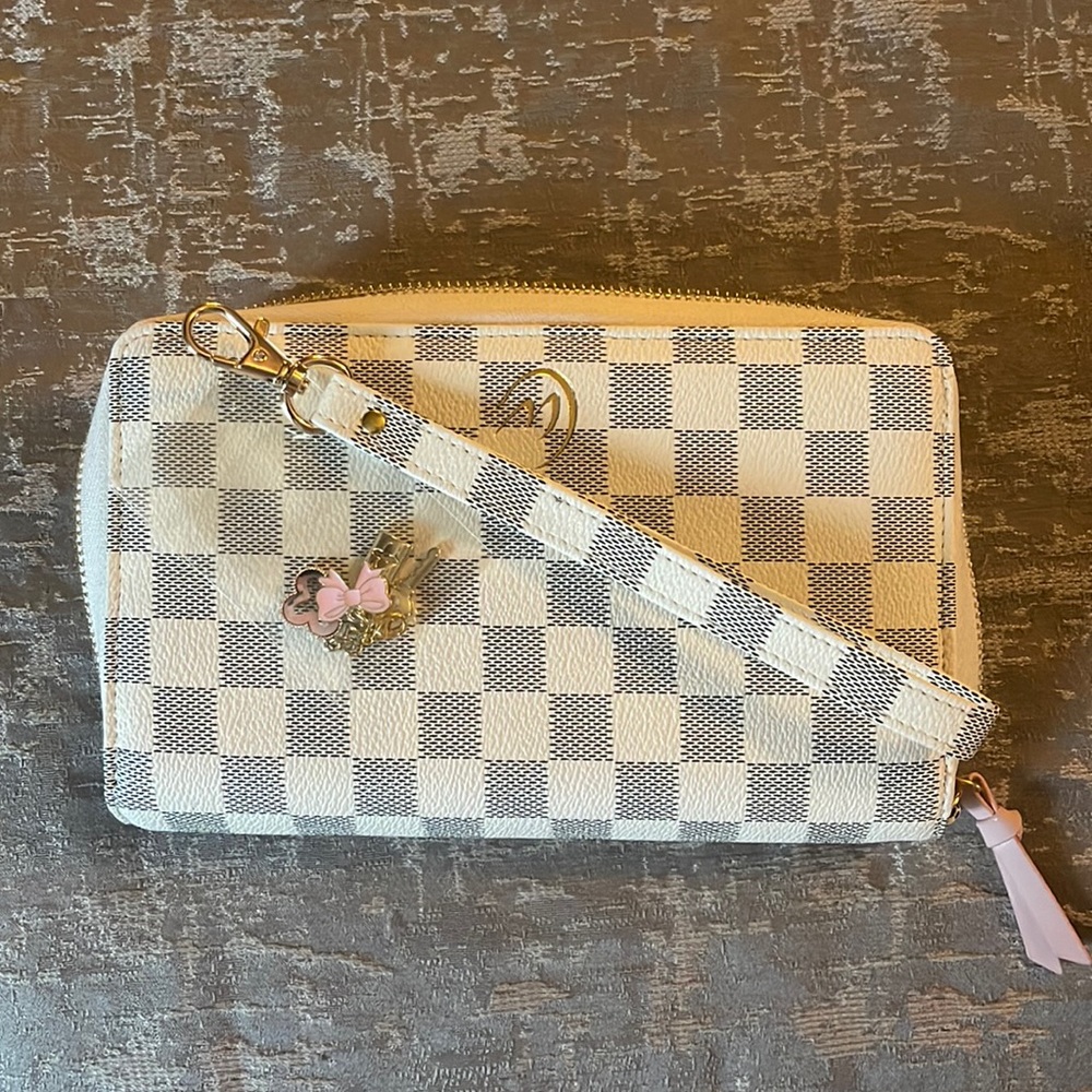 Luxe Wallet Co